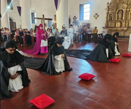 En un acto de profunda significación espiritual e histórica, la Catedral Basílica de Santa Ana de Coro, celebró el Rito de La Seña.