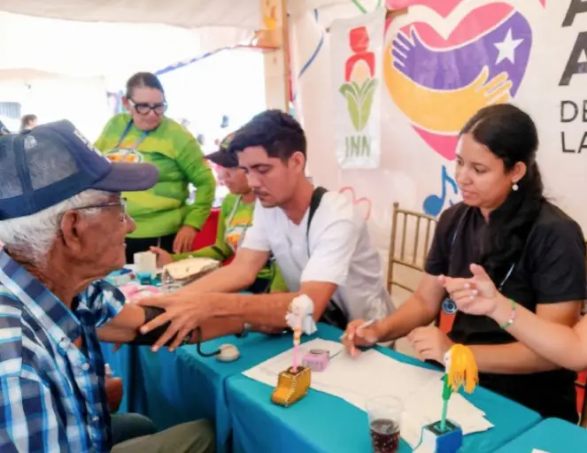 Las siete comunidades de Las Cumaraguas recibieron este sábado el despliegue de la Ruta de atención social para atender a 1.400 habitantes.