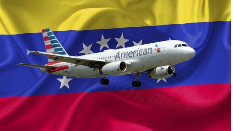 Secretario de Transporte de EE. UU. celebra el restablecimiento de los vuelos con Venezuela