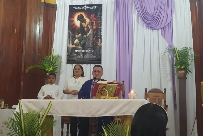 El alcalde de Petit, José Ángel Curiel, informó sobre la alta participación en las actividades religiosas de la temporada de la Semana Mayor.