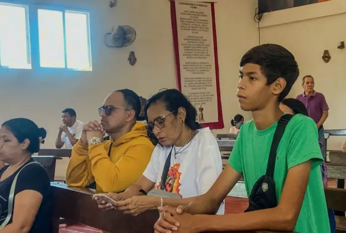 Como es tradición los falconianos asistieron a los siete templos para acompañar a Jesús en su tiempo de dolor como demostración de amor.