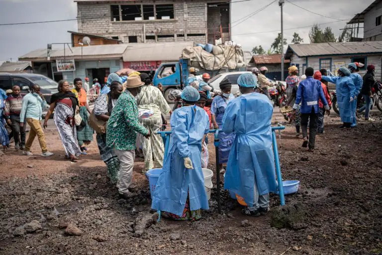Elevan a 238 muertes sospechosas por ébola en el Congo