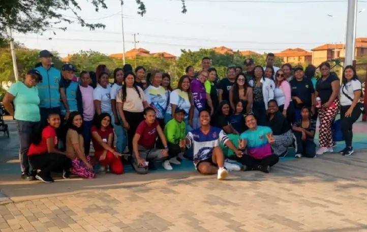 "Baila con mamá" una iniciativa para brindar a las mujeres y familias falconianas un espacio diferente de disfrute, salud y sano esparcimiento