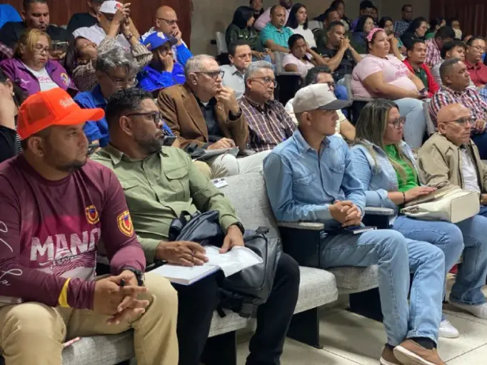 El CLEF llevó a cabo una jornada de consulta pública del proyecto de Ley de Gestión Integral de los Residuos y Desechos Sólidos de Falcón.