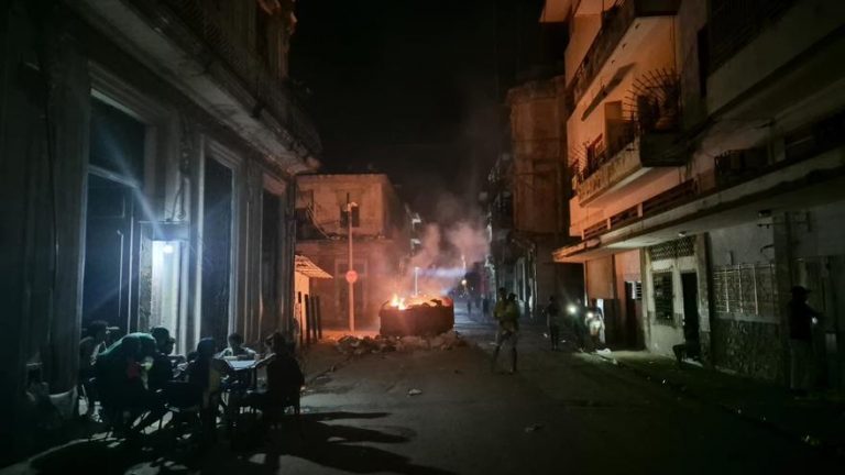 Cuba sufre nuevos apagones masivos| Más del 60 % del país quedará sin electricidad