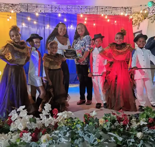 El anfiteatro Juan Eloy Ampiez se vistió de gala para recibir el primer Festival de Danza Nacionalista Monseñor Iturriza 2026.