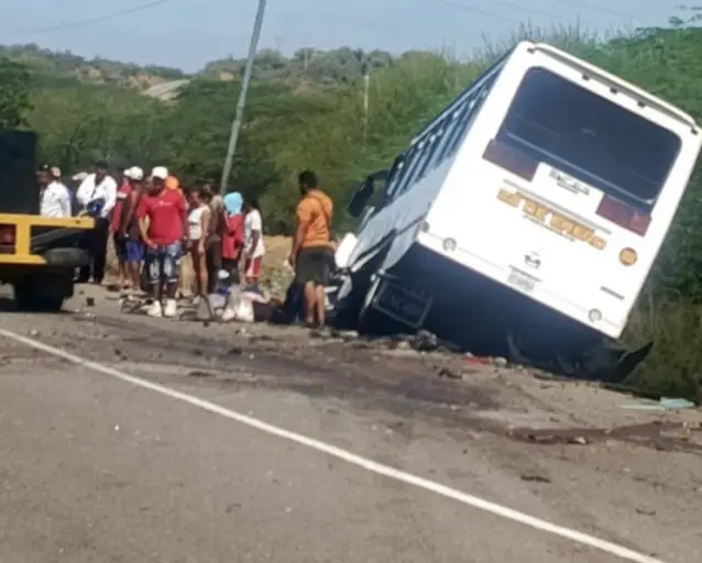 Un accidente de tránsito registrado pasadas las 10:20 de la mañana de este viernes en la carretera nacional Falcón-Zulia, dejó un fallecido.