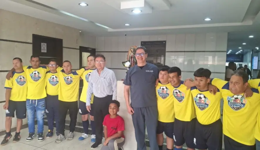 La clínica Virgen de Guadalupe de Coro recibió a los atletas de la selección de Futsal Down de Falcón para realizar estudios especializados.