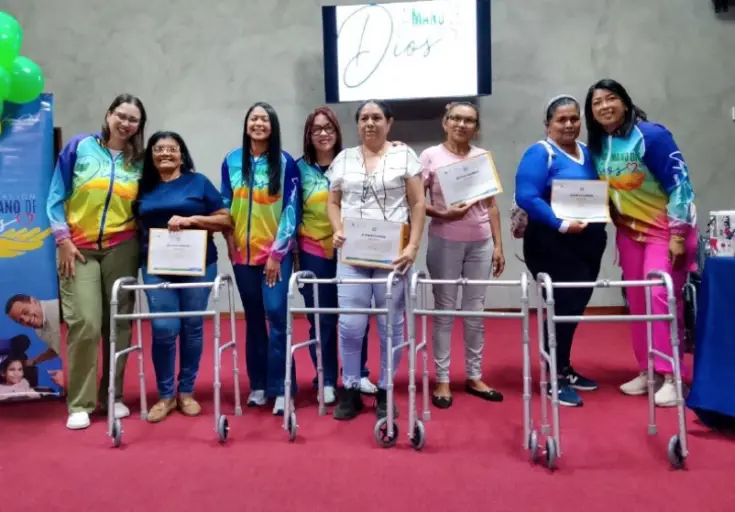 En su edición número 186, el programa social “La Mano de Dios” ofreció este viernes respuestas a más de 60 familias falconianas.