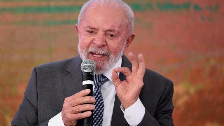 Lula inicia radioterapia tras cirugía por lesión cutánea en la cabeza