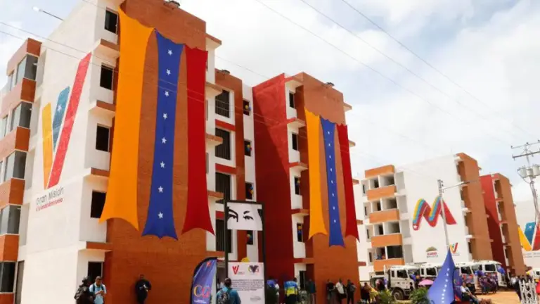 Misión Vivienda inició jornada nacional para otorgar títulos de propiedad +VIDEO