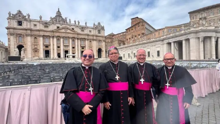 León XIV expresó su oración por los venezolanos en reunión con obispos de la CEV