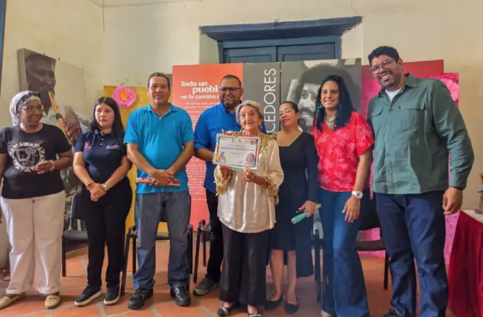 El alcalde Rubén Molina aprobó la petición de los cultores que hacen vida en el municipio Colina sobre la creación de la orden Tomasa Deroy.