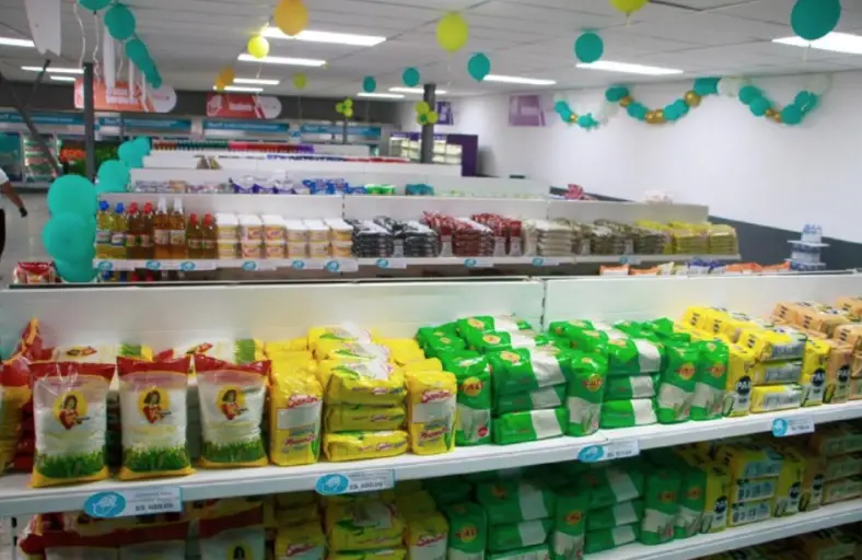 Totalmente nuevo y dotado, se entregó este sábado el Abasto Tipo I Pdval "Punta Cardón" en la comunidad Cardón en Maraven.