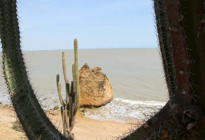 El alcalde de Colina, Rubén Molina, mostró los avances en la recuperación del mirador turístico de la Piedra Martín para potenciarlo.