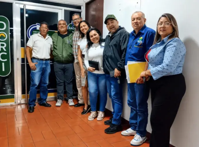 El jurado calificador en pleno, del Premio Regional de Periodismo 2026 de la Gobernación de Falcón sostuvo una reunión.