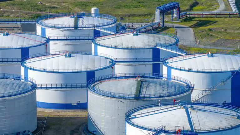 ¿Cuánto tiempo queda para que se agoten las reservas de petróleo?