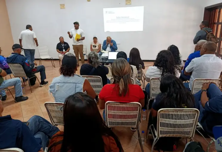 Este miércoles MinPesca dictó un taller para representantes de los proyectos de la Consulta Popular del sector pesquero.