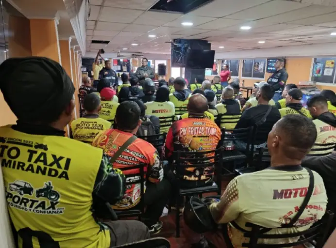 Con el objetivo de concientizar a los motorizados sobre la justicia y la seguridad vial, el Sinestrans se llevó a cabo un taller informativo.