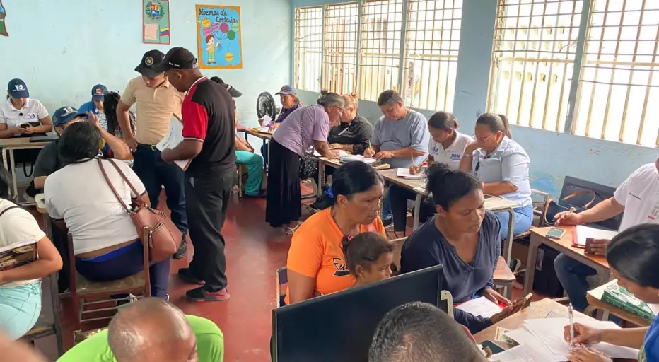El Poder Judicial en el estado Falcón desplegó con éxito una gran jornada de Tribunales Móviles en la parroquia Capadare, municipio Acosta.