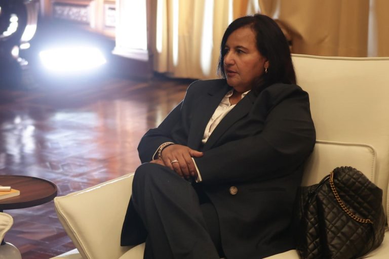 Dinorah Figuera se reunirá próximamente con Delcy Rodríguez
