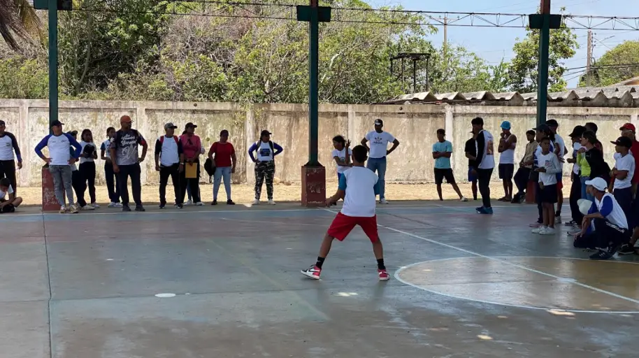 El municipio Acosta se vistió de gloria deportiva al titularse campeón en la final de los Juegos Municipales Estudiantiles de Béisbol Five.