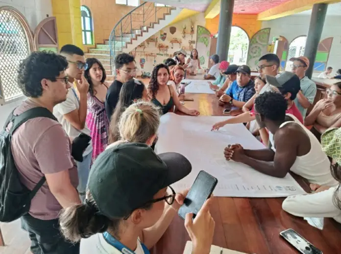 En una acción institucional que fusiona la excelencia en el servicio con la proyección estructural, Chichiriviche se capacita.