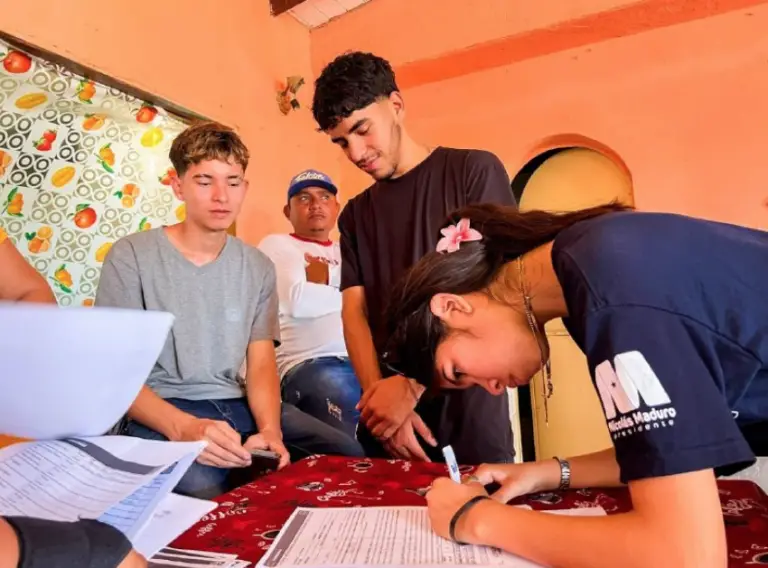 Comunas actualizan instancias y revisa proyecto de embalse