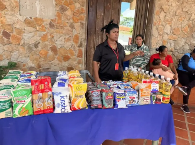 Despliegan jornada de atención social integral para más de 600 familias en Curimagua