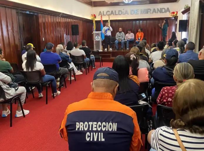 Este lunes el alcalde del municipio Miranda, Henry Hernández, informó que hicieron una evaluación en los 25 edificios de la ciudad.