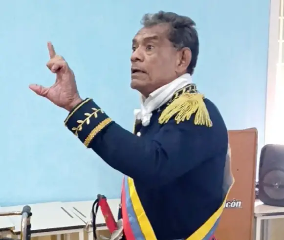 El reconocido comunicador, Abraham Flores Pereira, presentó su monólogo titulado "Miranda el Visionario, Miranda el Periodista".