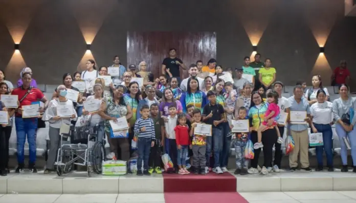 Un total de 71 personas resultaron beneficiadas con la entrega de insumos médicos otorgados por el programa 