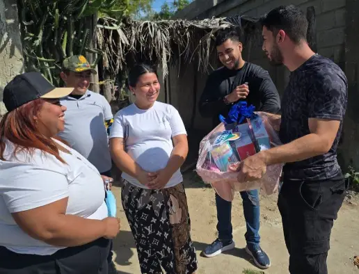 Como parte del abordaje social familias del sector Las Delicias en Boca de Aria recibieron más de 60 atenciones sociales y ayudas técnicas.