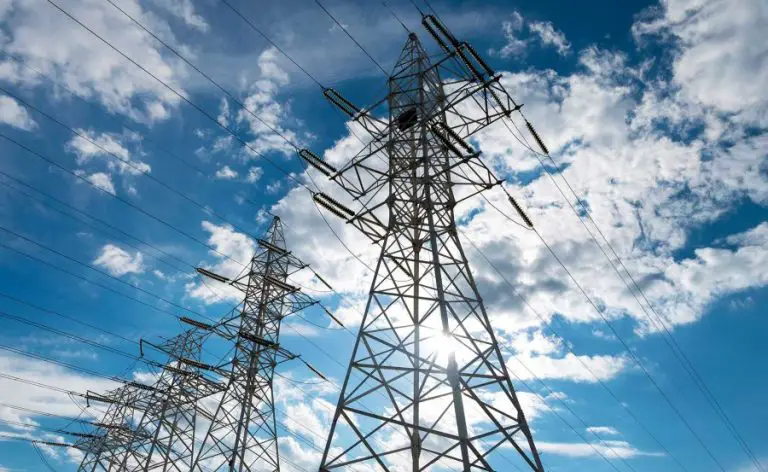 Gobernador anuncia plan de mantenimiento en el sistema eléctrico falconiano