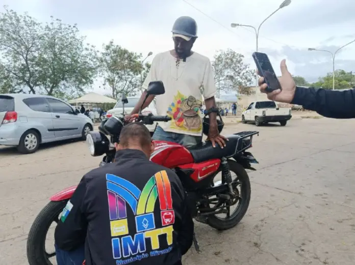 Este lunes, tal como estaba planificado, comenzó el censo, revisión y registro de las motos que circulan en el municipio Miranda.