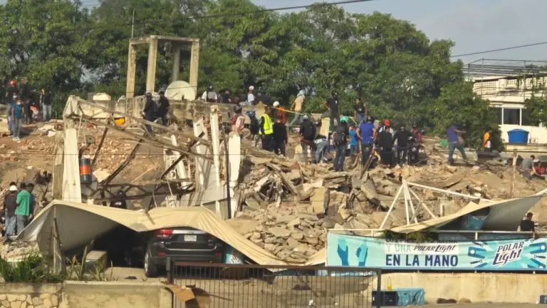 Gobierno eleva la cifra de muertos por los terremotos a 1.430 y 3.238 heridos