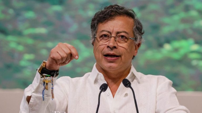 Petro exige investigación judicial y electoral por irregularidades en comicios