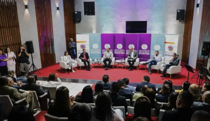 El estado Falcón se convirtió este miércoles en la sede para la instalación de la Consulta Nacional para la Reforma Judicial Penal.