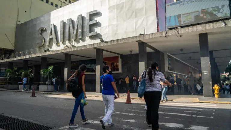 Menores de edad con cédula pueden gestionar trámites de pasaporte en el Saime