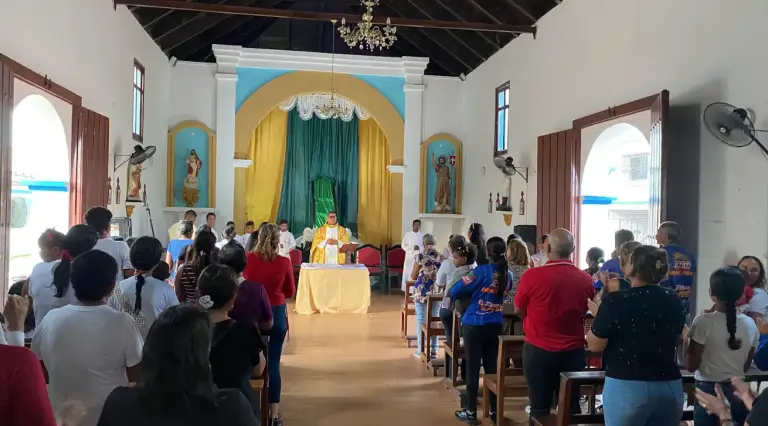 San Juan de los Cayos se desborda de tradición con la Bajada de San Juan Bautista