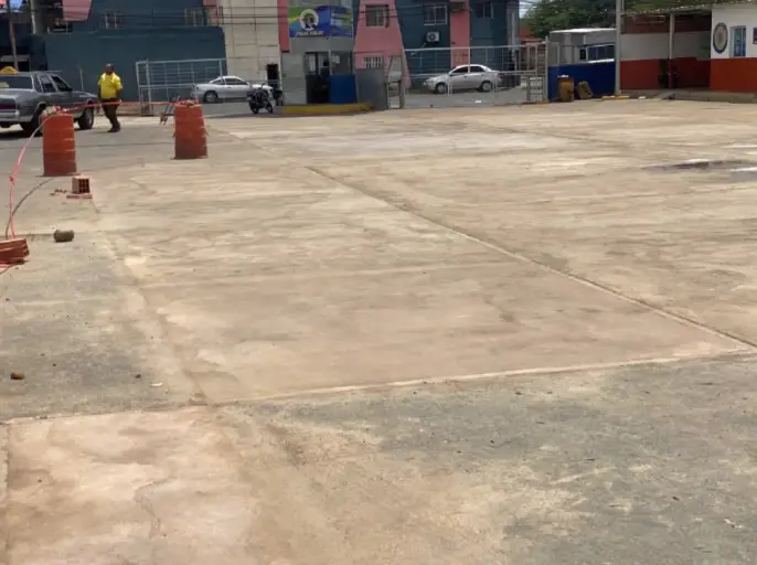 El alcalde del municipio Miranda inspeccionó este viernes los avances en la transformación de la Terminal de Pasajeros "Polica Salas" de Coro.