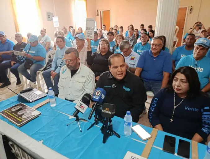 El coordinador de Derechos Humanos del partido Vente Venezuela, Orlando Moreno, encabezó este lunes una asamblea con la estructura en Falcón.
