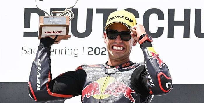 Fernández logra quinto triunfo en el Mundial de motociclismo