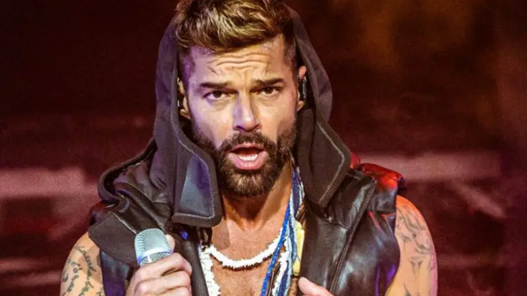 Ricky Martin enfrenta demanda millonaria