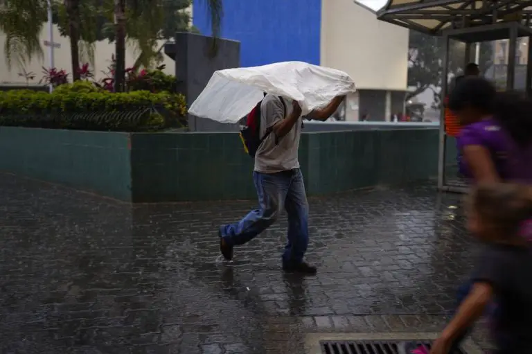 Tormenta Bonnie apunta a la costa atlántica de Centroamérica