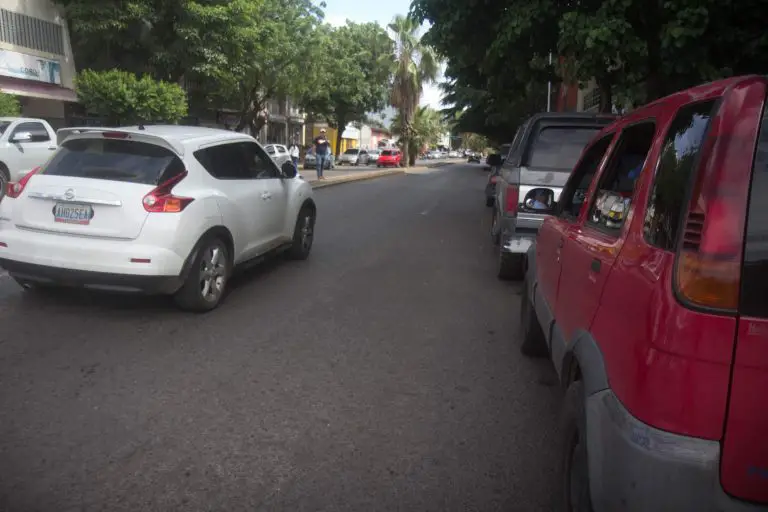 Comerciantes y usuarios en adaptación al corredor vial Manaure