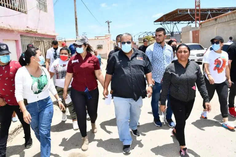 Alcaldía de Carirubana llevó ayuda social a habitantes de Las Piedras