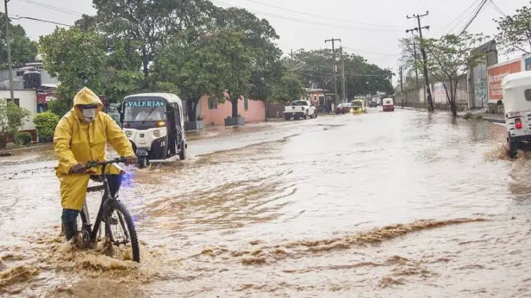 Lluvias en Guatemala dejan 24 muertos y más de un millón de afectados