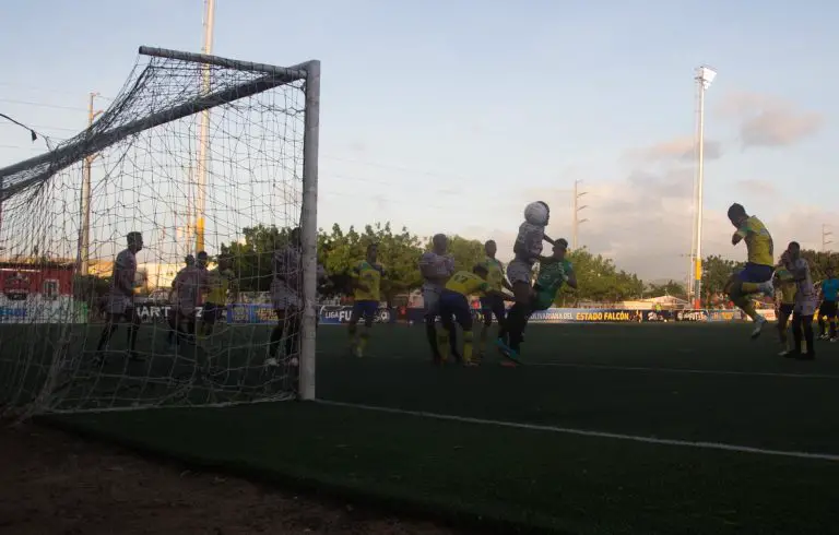 Héroes ganó al Real Frontera con una “Perla” de gol de Robin Ramos 