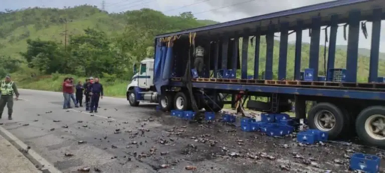 Saquean camión de cervezas en Carabobo